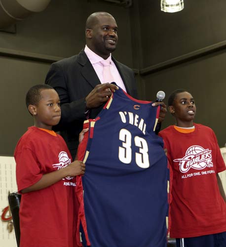 绕弗拉霍维 绕弗拉霍维