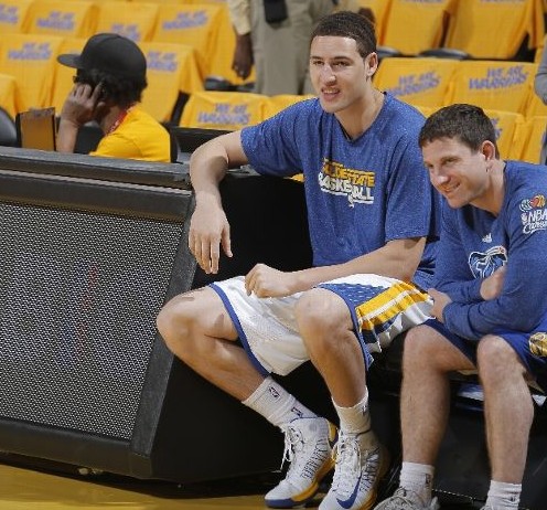 与AI姿态 与AI姿态